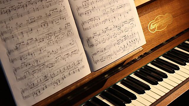 Сонник — к чему снится пианино