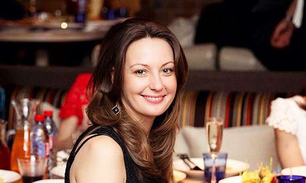 41-летняя телеведущая и танцовщица Кристина Асмаловская скончалась от коронавируса в Москве.