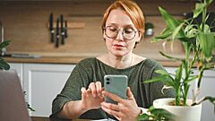 Как самозанятым вести учёт доходов и платить налоги через банк