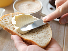 Врачи рассказали, сколько сливочного масла можно есть без вреда